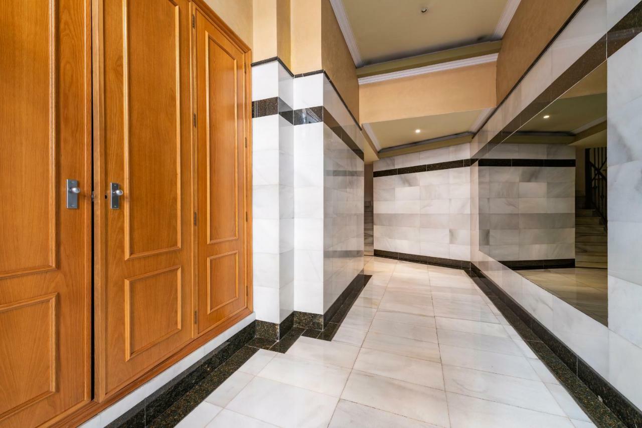 Abastos Apartment Center Mid-Term バレンシア エクステリア 写真